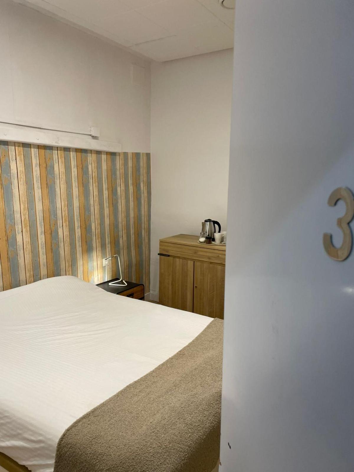 מאלגה Casa Letran Guesthouse מראה חיצוני תמונה